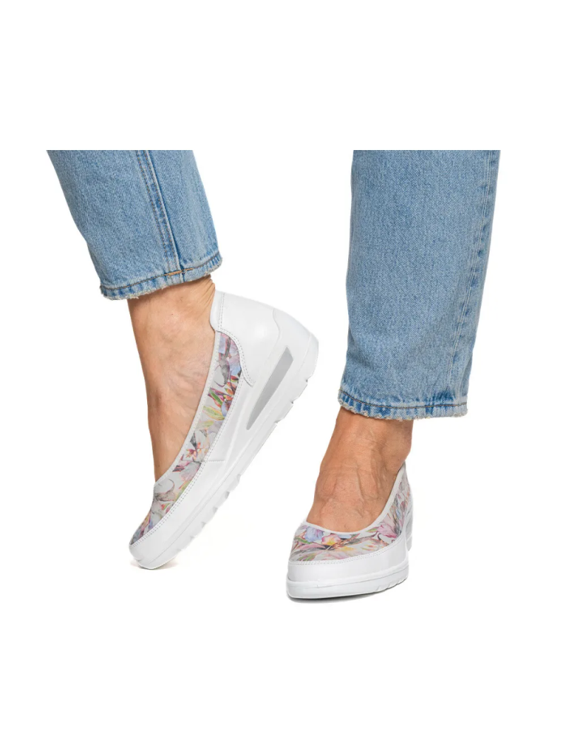 ARA dámské baleríny na klínku širší kožené bílé | 12-50664-24 Zürich